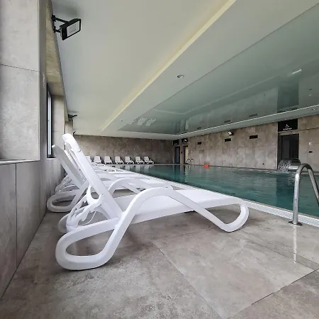Apartment De Lux *